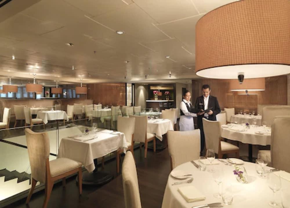 Micasa All Suites Hotel Куала Лумпур Екстериор снимка The interior of the restaurant