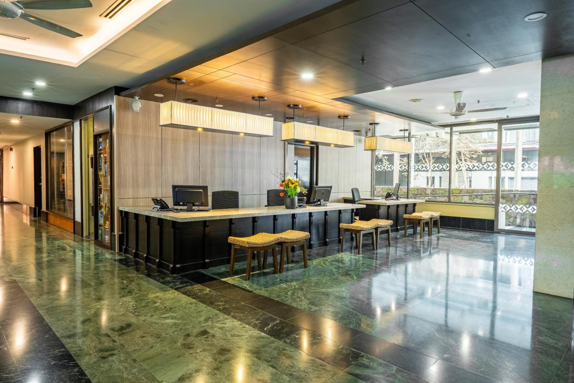 Micasa All Suites Hotel Куала Лумпур Екстериор снимка