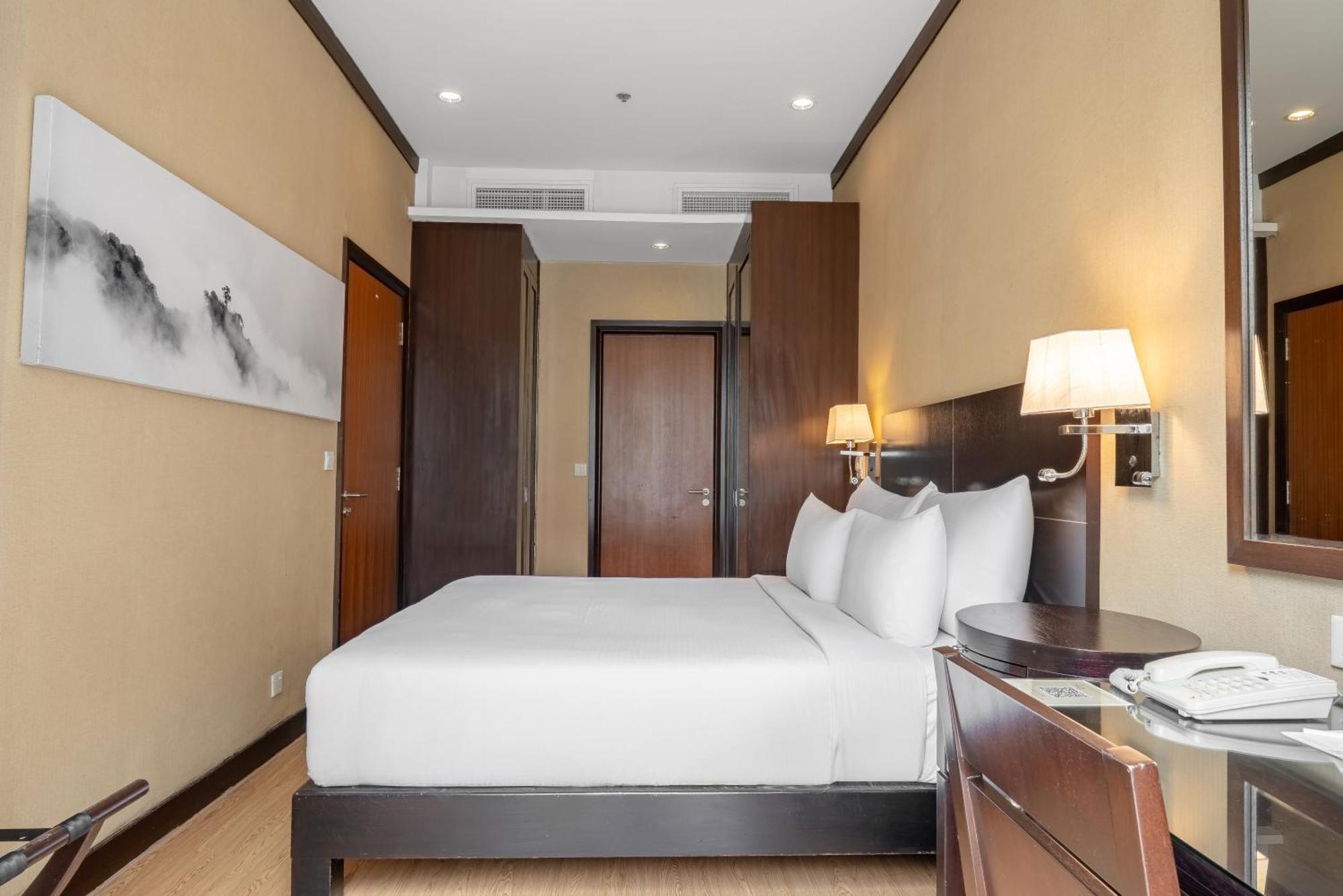 Micasa All Suites Hotel Куала Лумпур Екстериор снимка