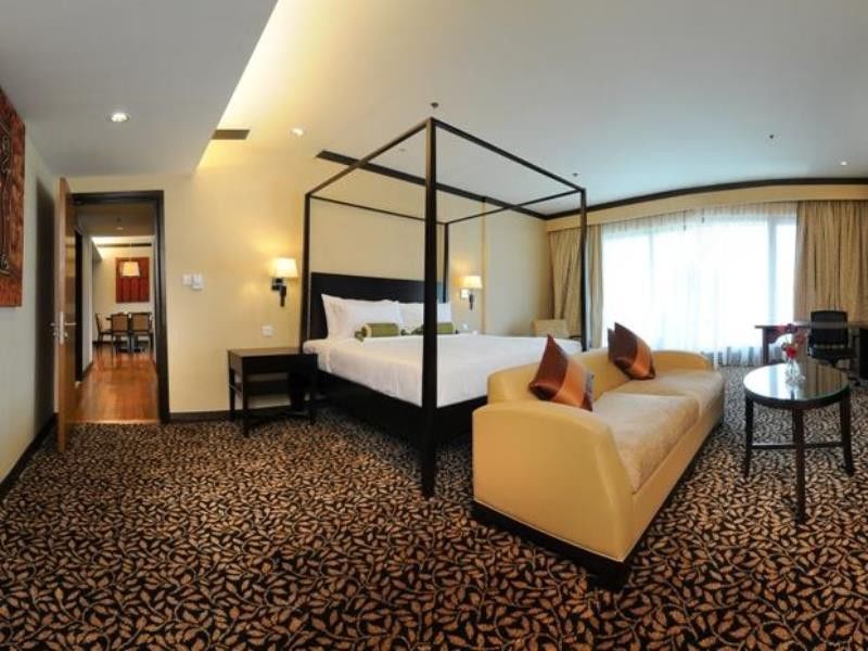 Micasa All Suites Hotel Куала Лумпур Екстериор снимка Suite